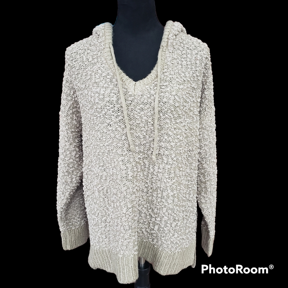 NWT American Rag Cie Sweater w/hood, Women's size M